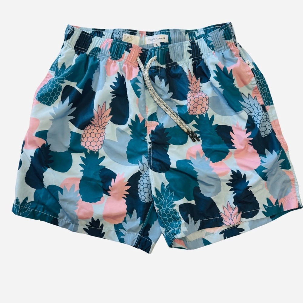Vibrant Pineapple Print Men's Swim Trunks